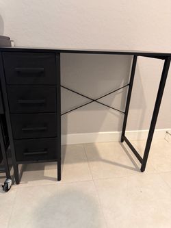 Computer desk