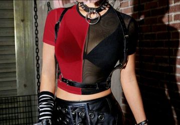 Women's Mesh Round Neck Short Sleeve Cropped T-Shirt size medium
