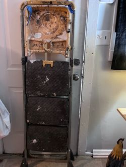 Costco 3step 4foot step ladder