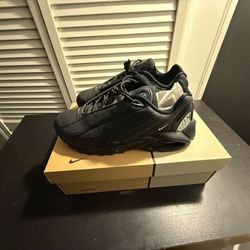 Hot Step Air Terra NOCTA (Drake Collab) – Size 9.5