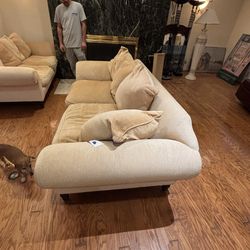 Vintage Sherrill Furniture Camelback Sofa – $350 Delivery Available 