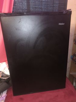 Haier Mini Fridge