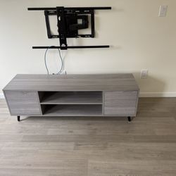 TV Storage 