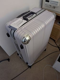 Beverly Hard Shell Luggage Suitcase