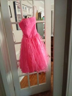 Alyce Designs Size 4