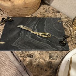 Michael Aram Calla Lily Midnight Cheese Board & Knife