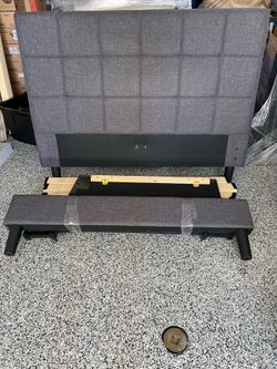 Set of 2 Full Size Beds