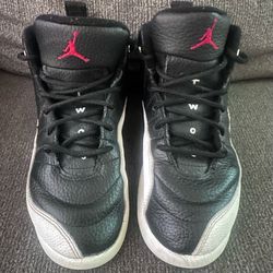 Air Jordans Kids 12 Retro Flu Game  2Y