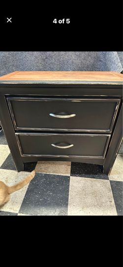 End table
