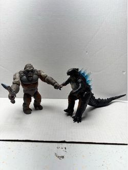 Godzilla vs King Kong Action Figures 2 Battle Damage Playmates Monsterverse 2020
