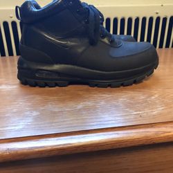 Nike Boots Size 8.5
