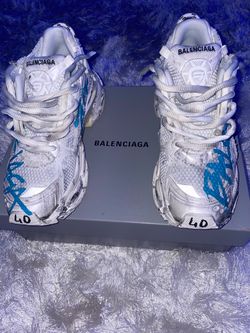 White graffiti balenciaga runner