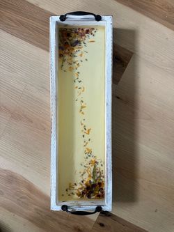 💐 Small Rectangular Resin Tray with White Distressed Wood and Dried Flowers