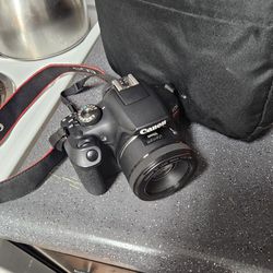 Canon Rebel T7 With Accessories
