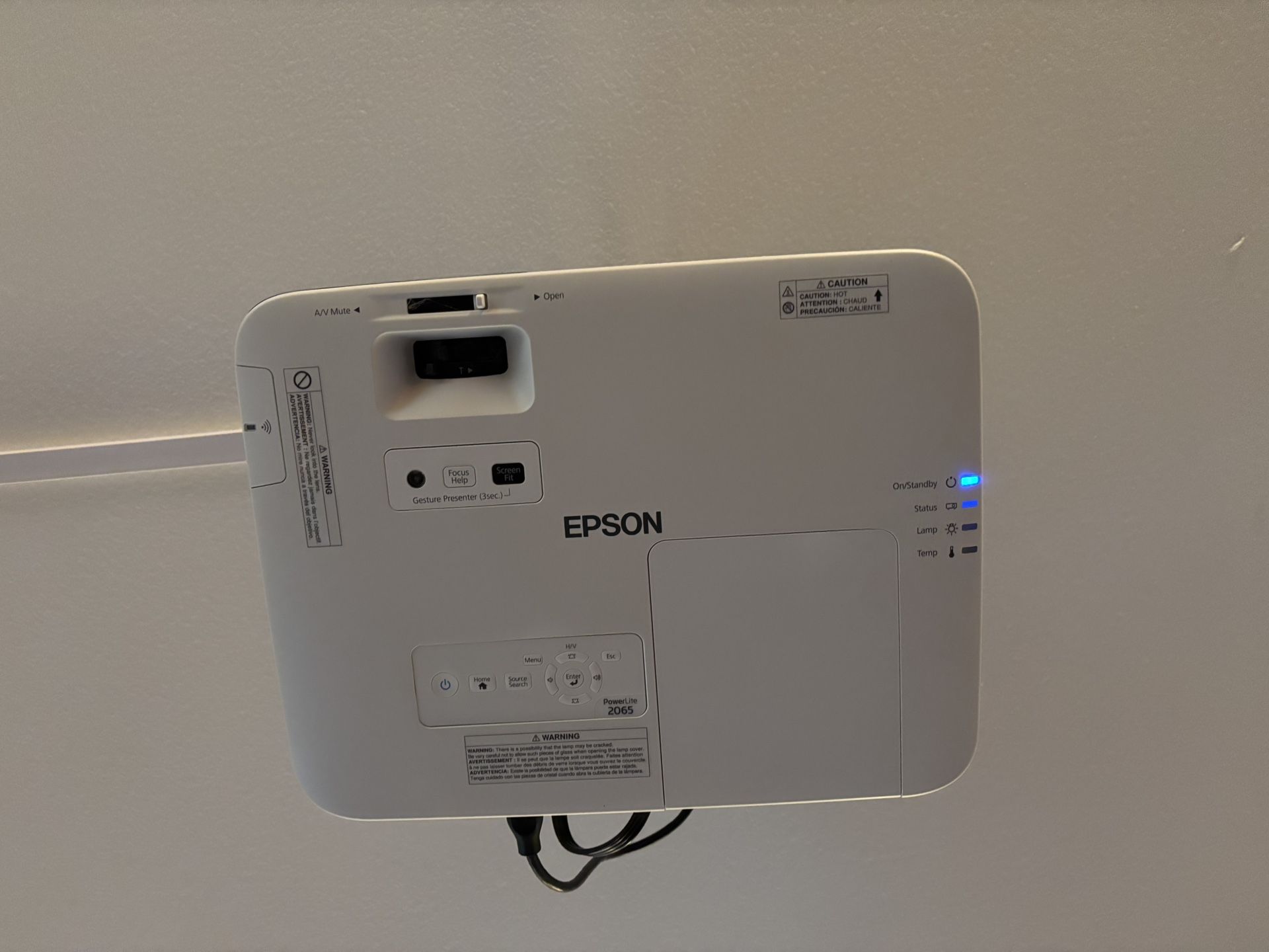 Epson 2065 Projector, Home Theater  
