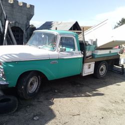 Oldie Truck