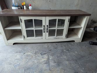 Tv stand