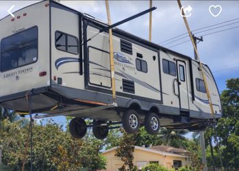 Coachmen RV,2016 CLEAN TITLE,35ft