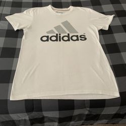 Addidas T Shirt Size Adult Medium 