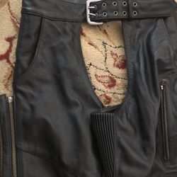 Harley Davidson Deluxe  Riding Chaps Rare Lg Black Leather 