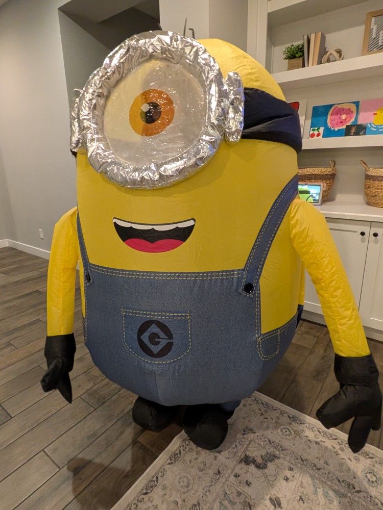 Like New Minion Inflatable Halloween Costume