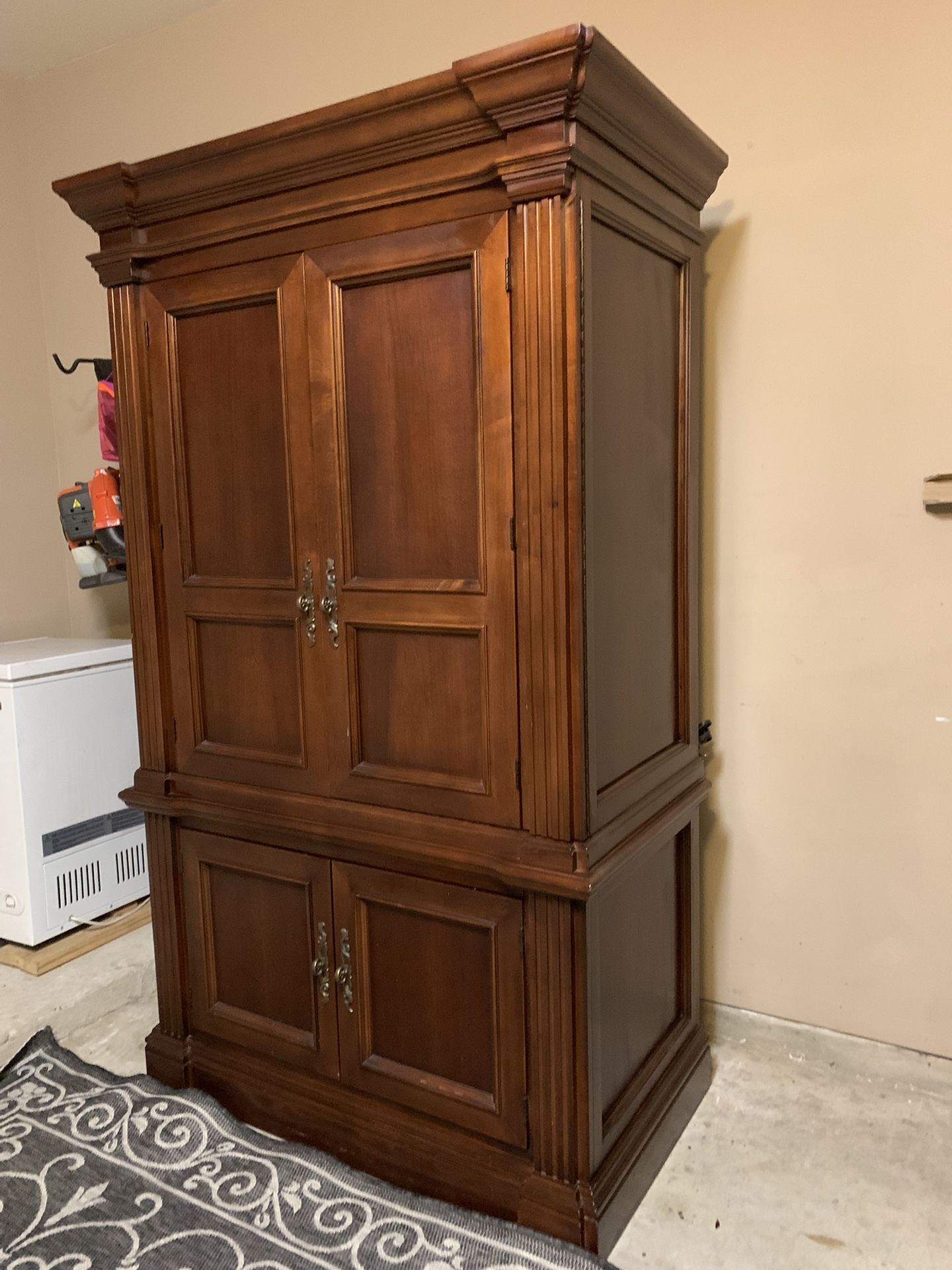 Elegant Y Resistente/ Madera De 1a/ 1st Class Wood