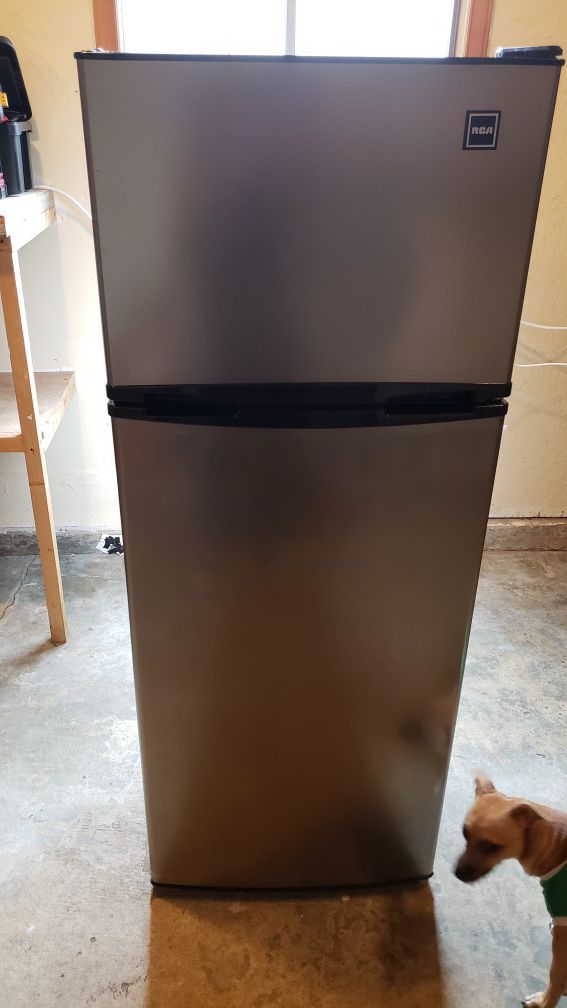 Rca refrigerator