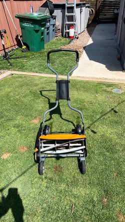 Fiskars Self Propelled Mower