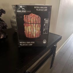 Himalayan Salt Lamp – Warm Glow, Gift-Ready