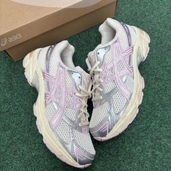 ASIC WOMAN GEL 1130 CREAM BARELY ROSE SIZE 7W 5.5Y