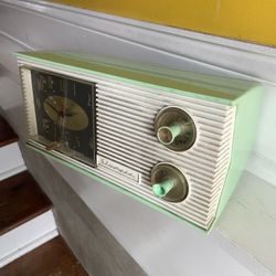 MCM Clock Radio 