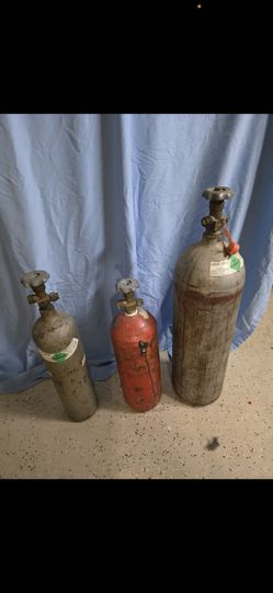 CO2 Tanks