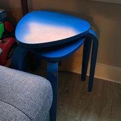 2 IKEA Kyrre Stools