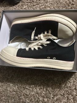Low top rick owens size (11 us 44)
