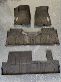 Cheve Suburban all weather floor mats