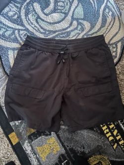 Levi’s cargo shorts black medium