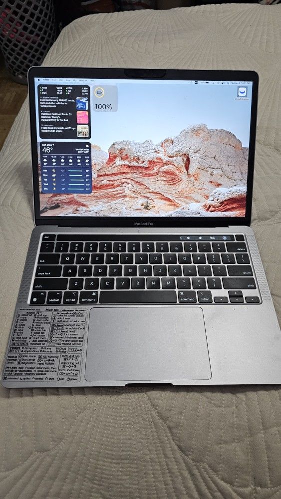 2020 MacBook Pro M1 256GB