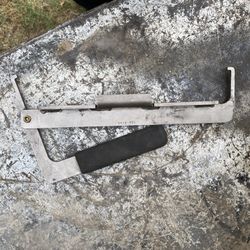 Rocker Arm Assembly Lifting Tool