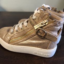 Michael Kors toddler Boots size 9