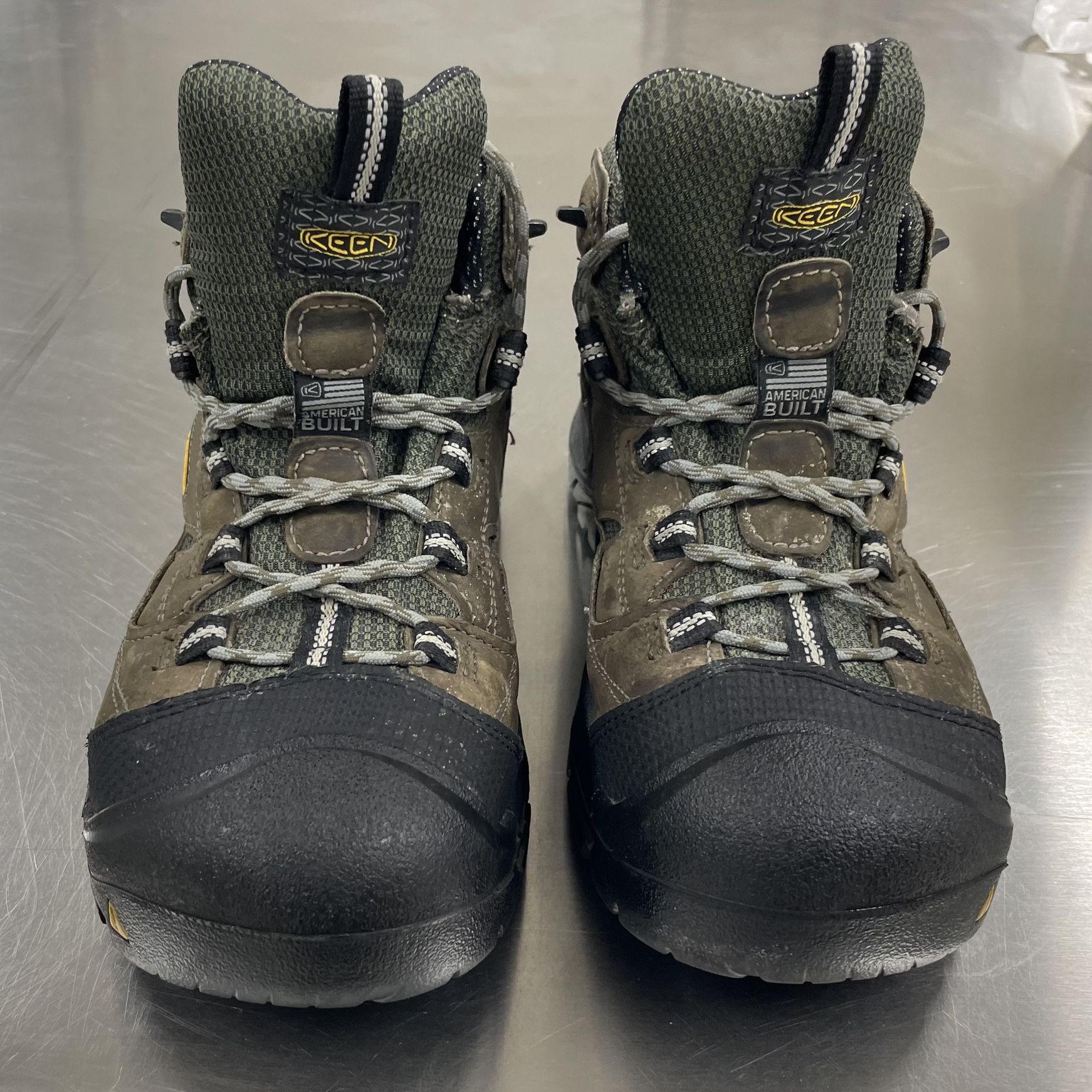 KEEN Steel Toe Boots Size 9 For Men