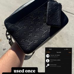 Louis Vuitton Monogram messenger bag 
