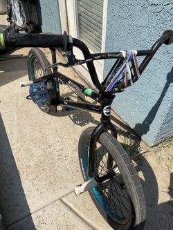 Black Haro Bike With Pegs