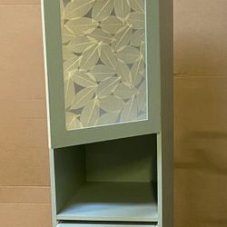 Closet With Drawers 