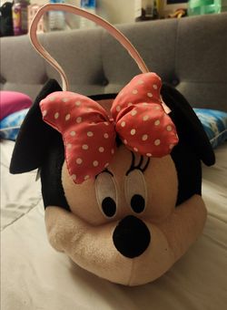 Minnie mouse plush basket