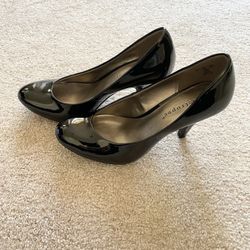 NEW Apostrophe Platform Heels Women Shoes Black Size 8