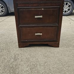 Nightstand 
