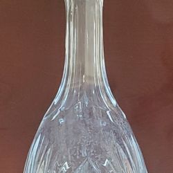 Beautiful lead crystal wine decanter 16 Inches