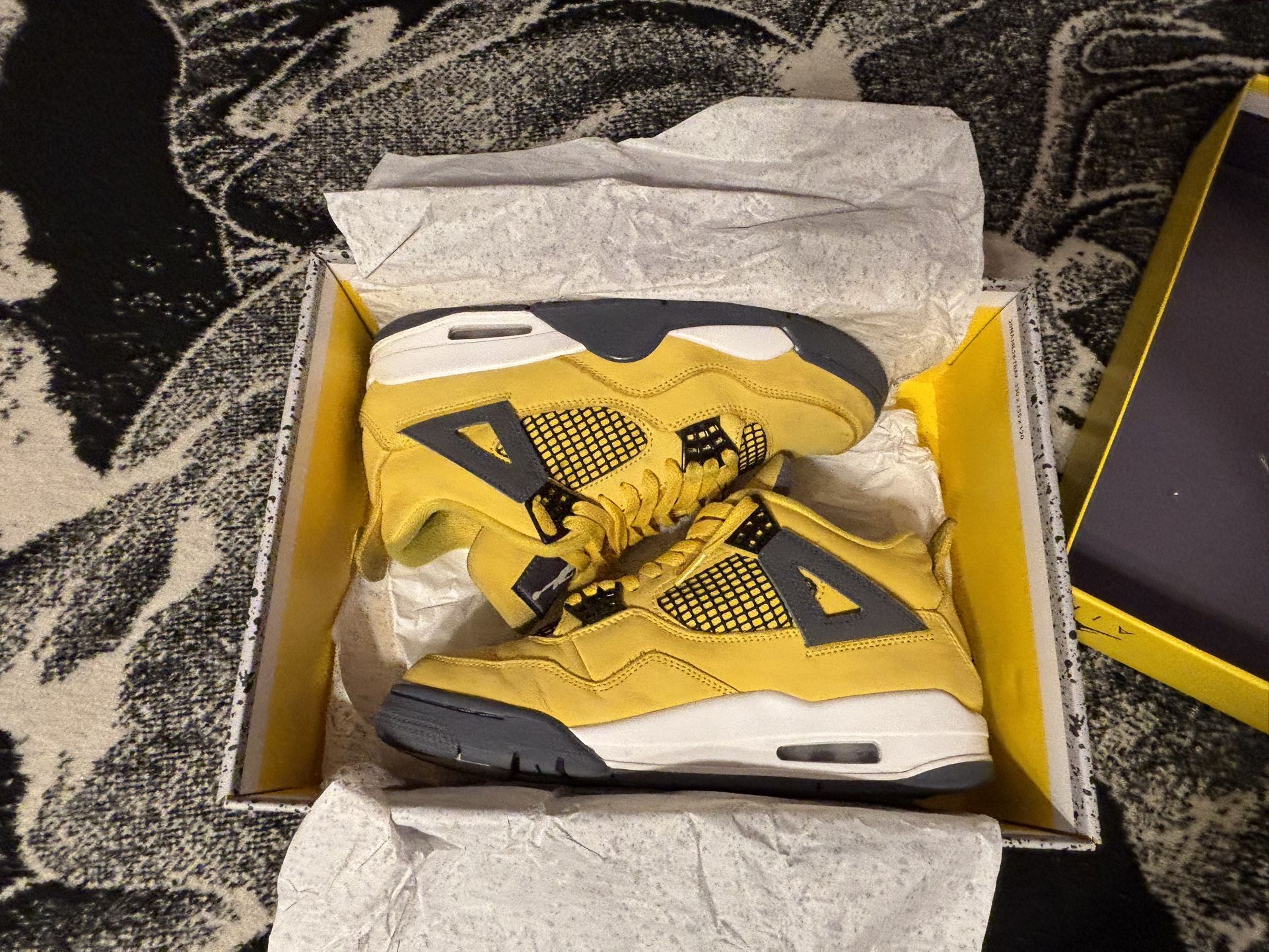 Air Jordan 4s Retro Lightning
