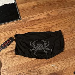 Black spider crop top