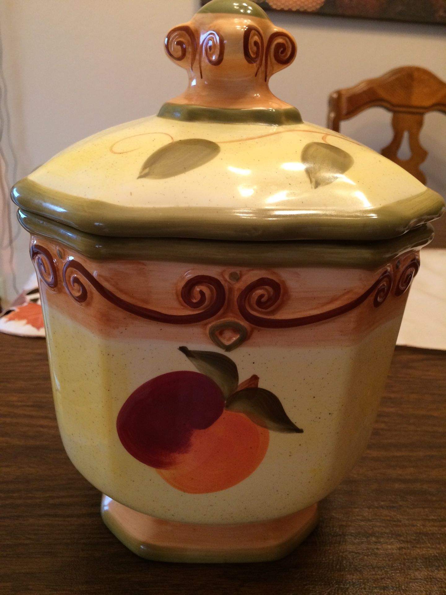 Ceramic Storage Jar with Suction Lid